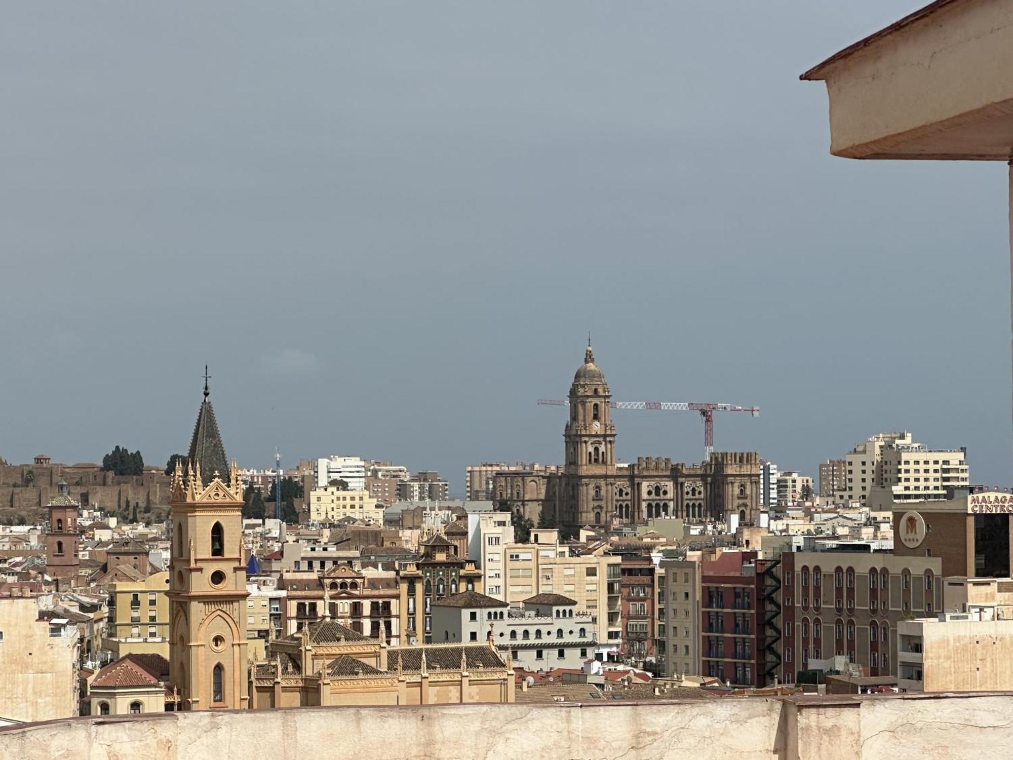 Апартаменти Atico Plaza Bailen Malaga Centro Екстер'єр фото
