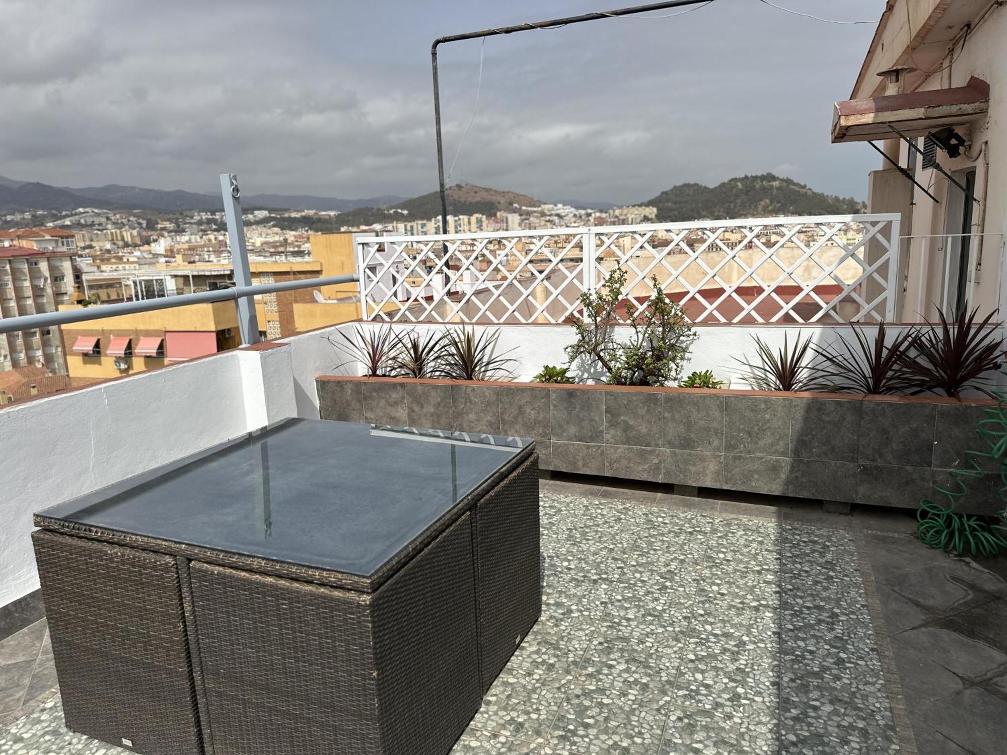 Апартаменти Atico Plaza Bailen Malaga Centro Екстер'єр фото