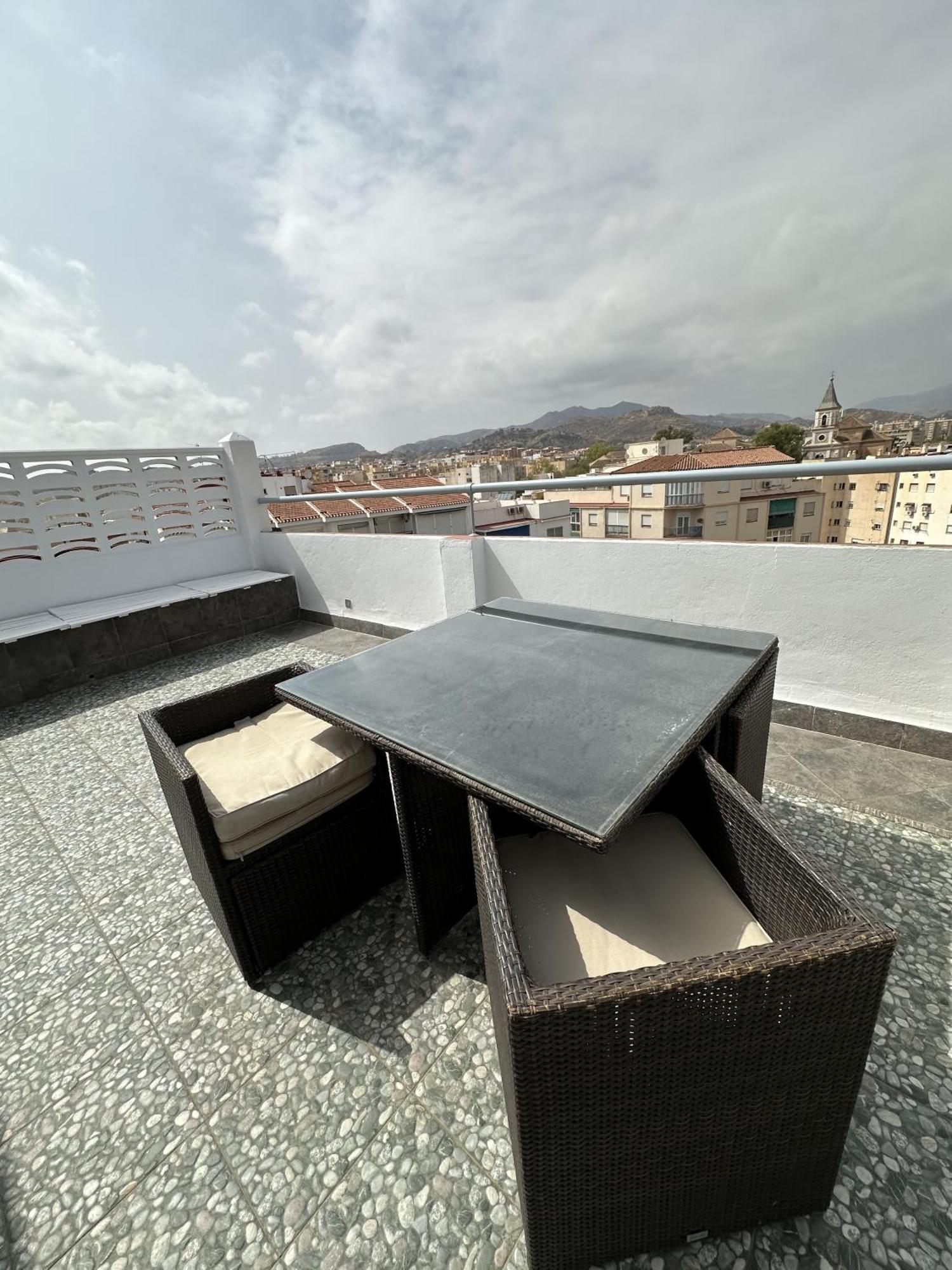 Апартаменти Atico Plaza Bailen Malaga Centro Екстер'єр фото