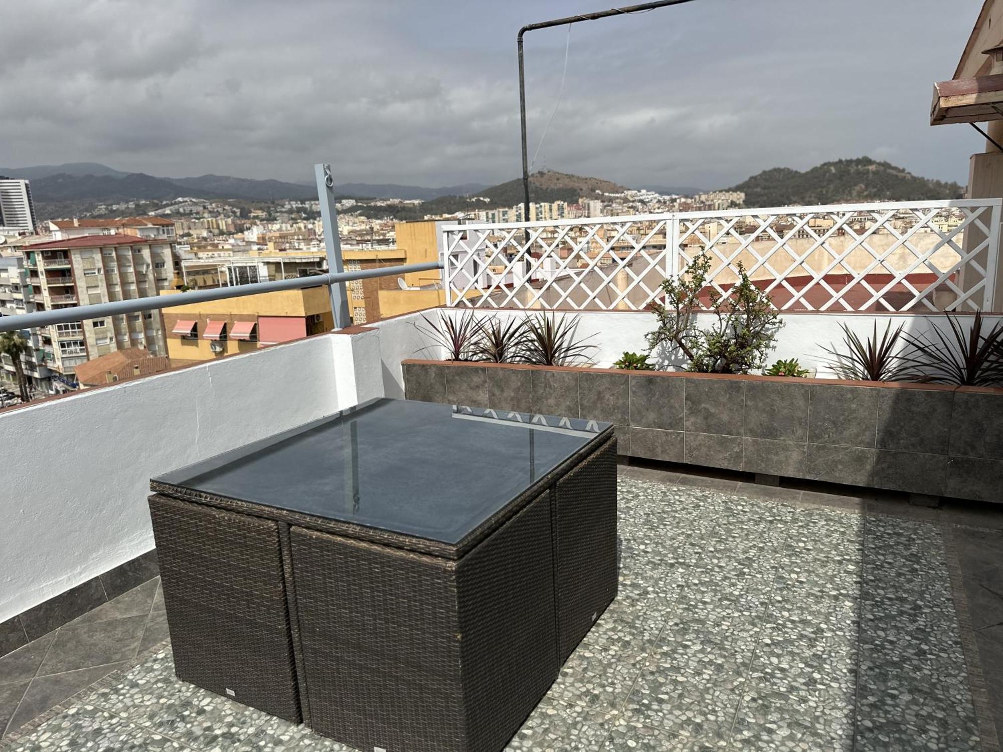 Апартаменти Atico Plaza Bailen Malaga Centro Екстер'єр фото